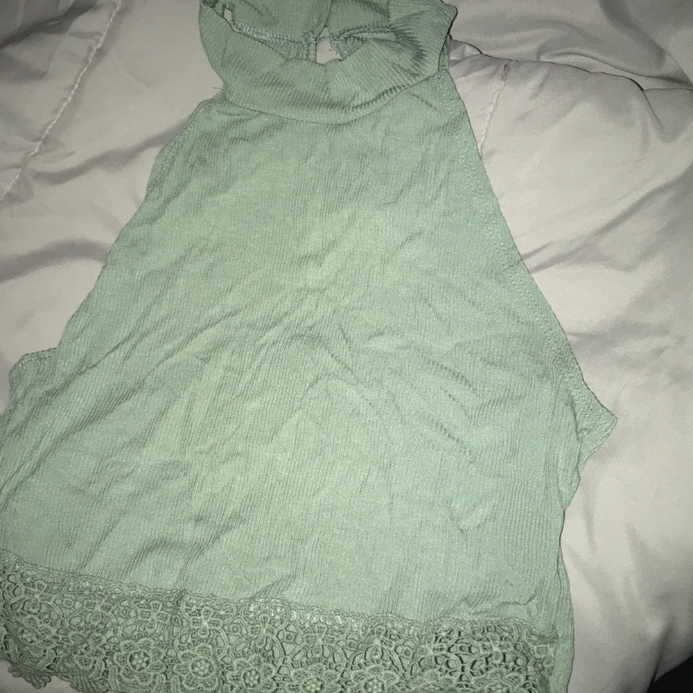 La hearts cropped shirt